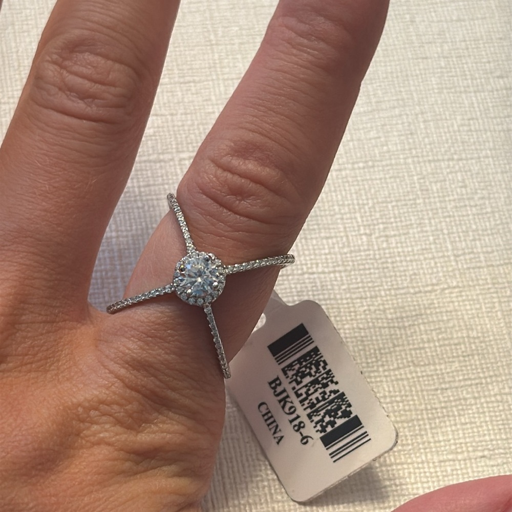 BELLA LUCE (R) 1.25CTW ROUND RHODIUM OVER STERLING SILVER RING - Picture 2 of 3